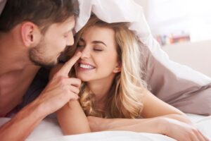 5 Playful Ways To Say ‘I Love You’ Without Words infographics